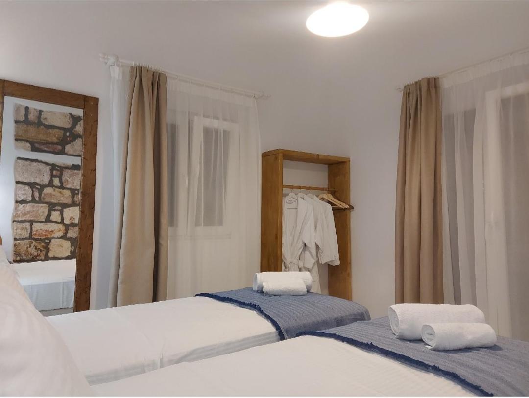 פולוניה Villa Doriana In Pelekouda מראה חיצוני תמונה