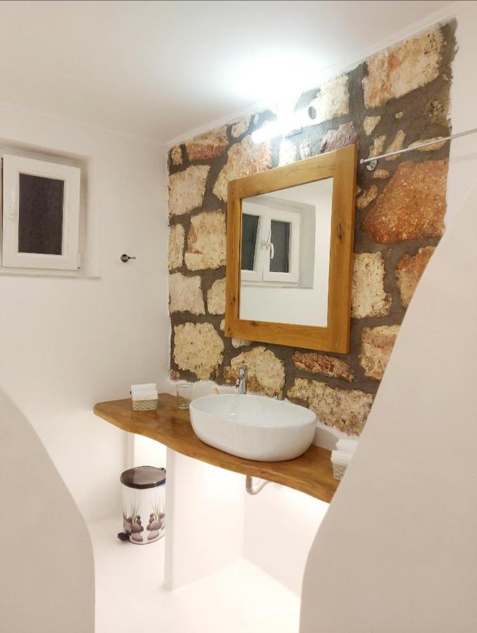 פולוניה Villa Doriana In Pelekouda מראה חיצוני תמונה